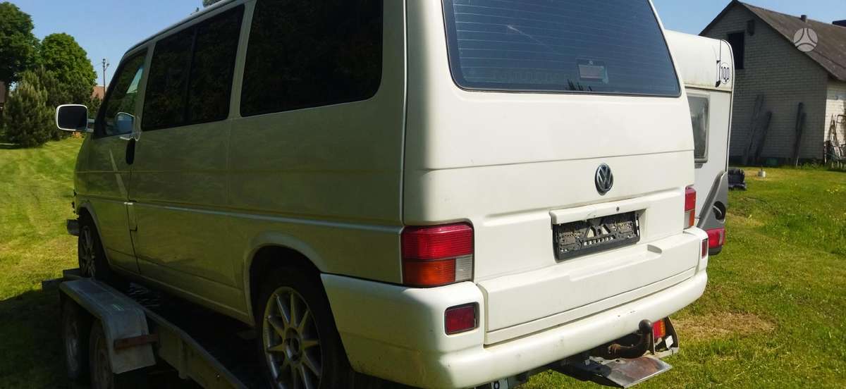 Volkswagen Caravelle