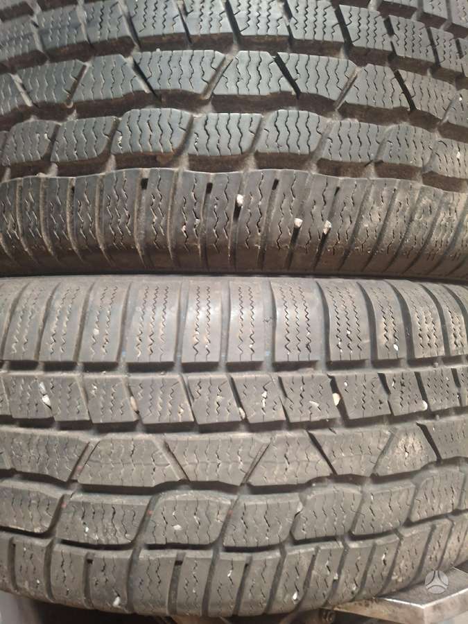 Continental TS830P.2023m, winter 215/60 R16
