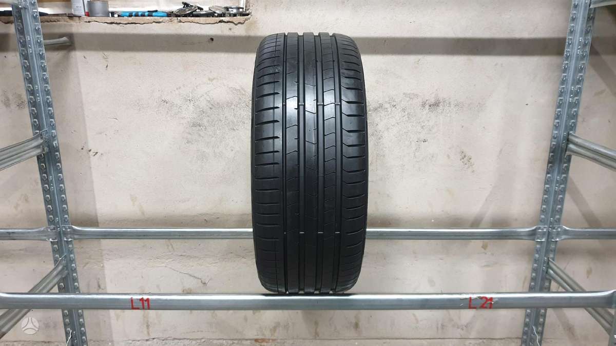 Pirelli PZero TM apie 8mm, летние 235/35 R19