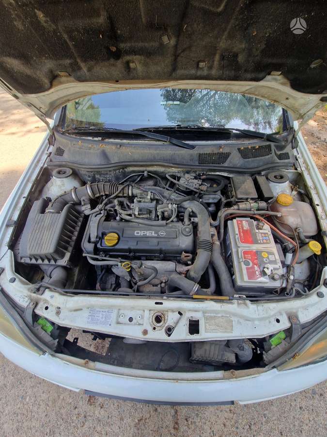 Opel Astra, 1.7 l., hatchback
