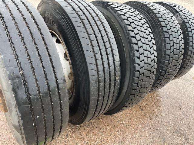 -Kita-, universalios 295/80 R22,5
