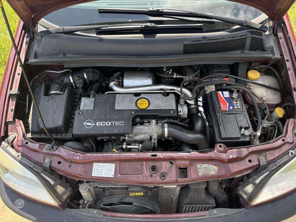 Opel Zafira, Минивэн
