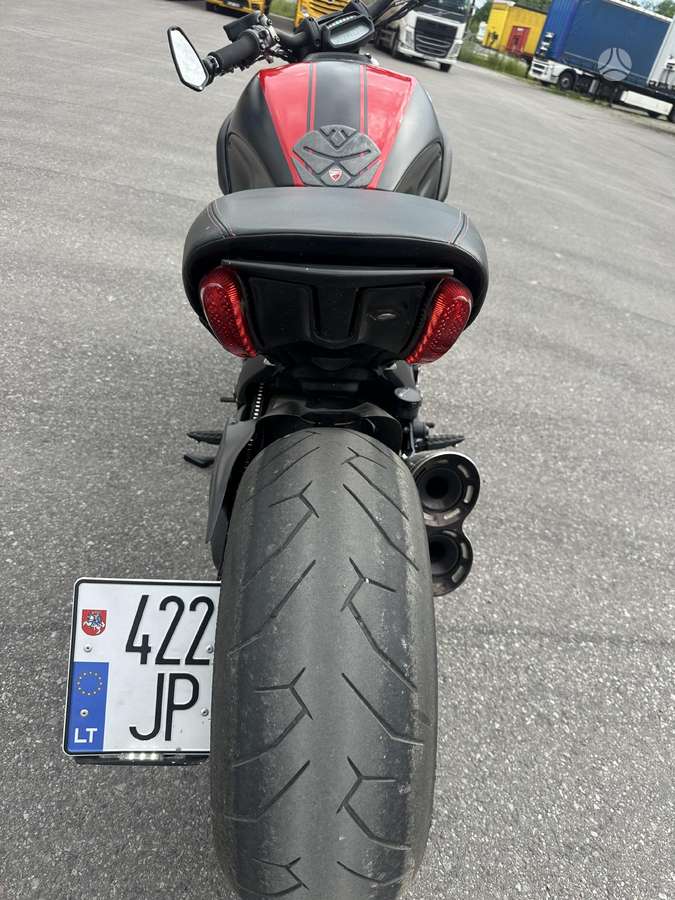 Ducati Diavel 1198cc, street / classic