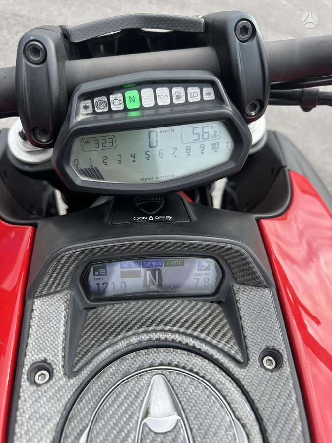 Ducati Diavel 1198cc, street / classic