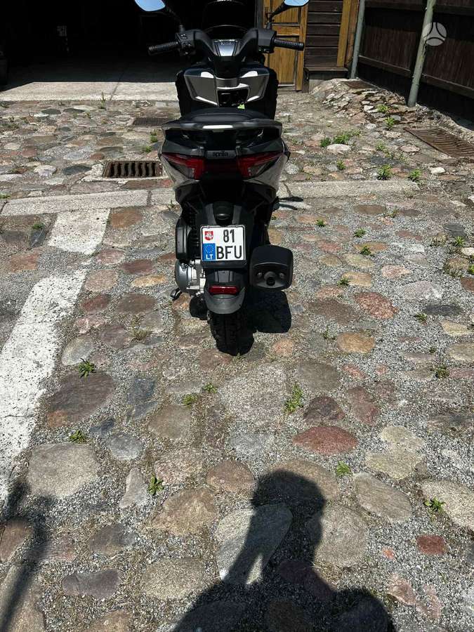 Aprilia SXR 49cc, мотороллеры / мопеды