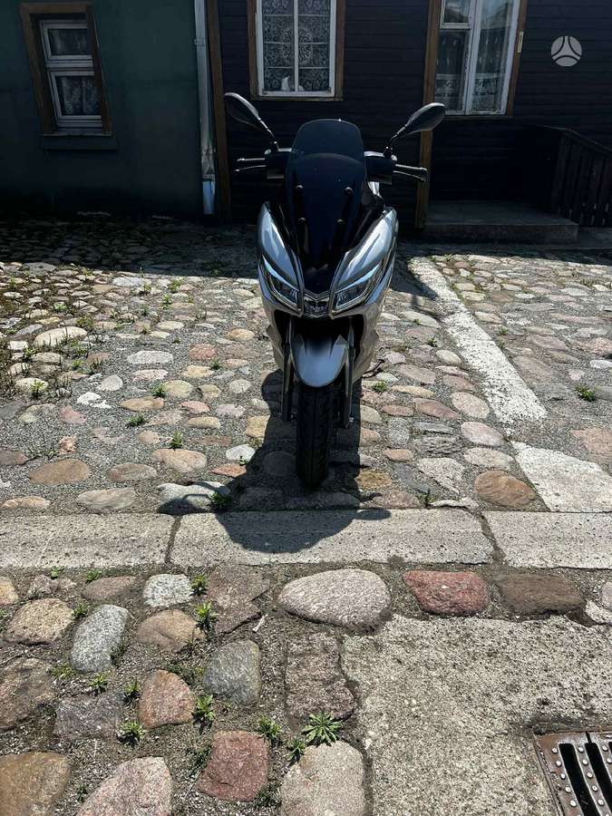 Aprilia SXR 49cc, мотороллеры / мопеды