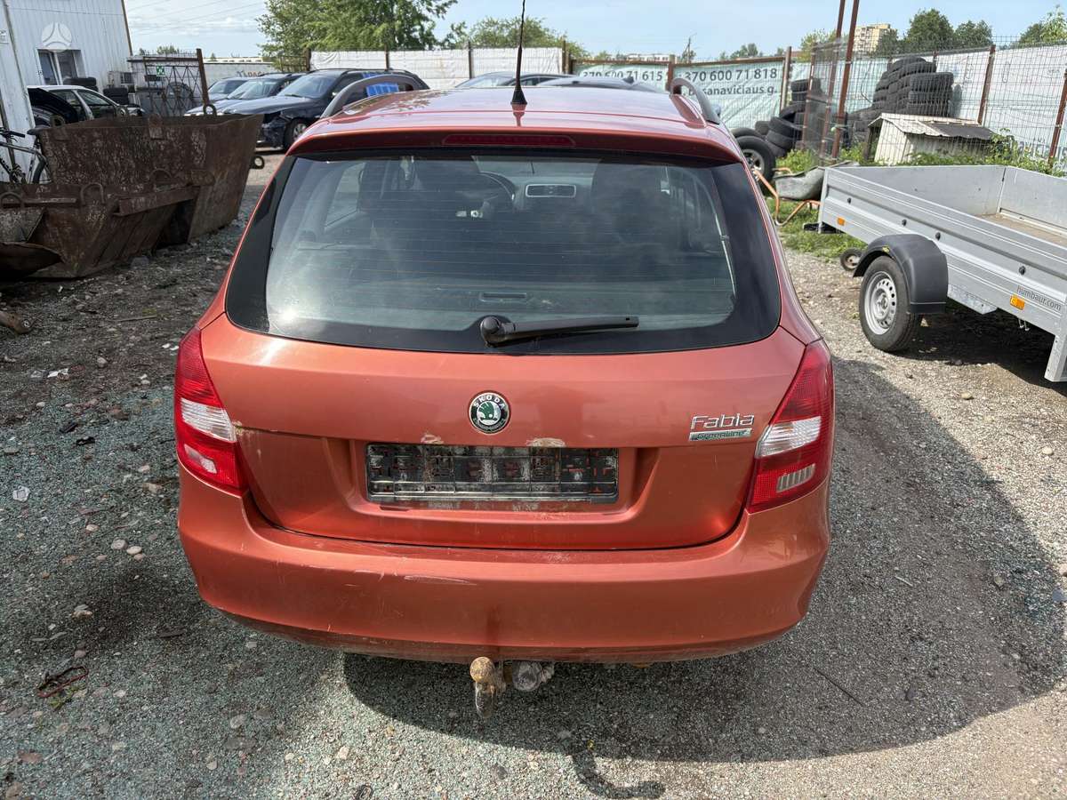 Skoda Fabia 37068366700