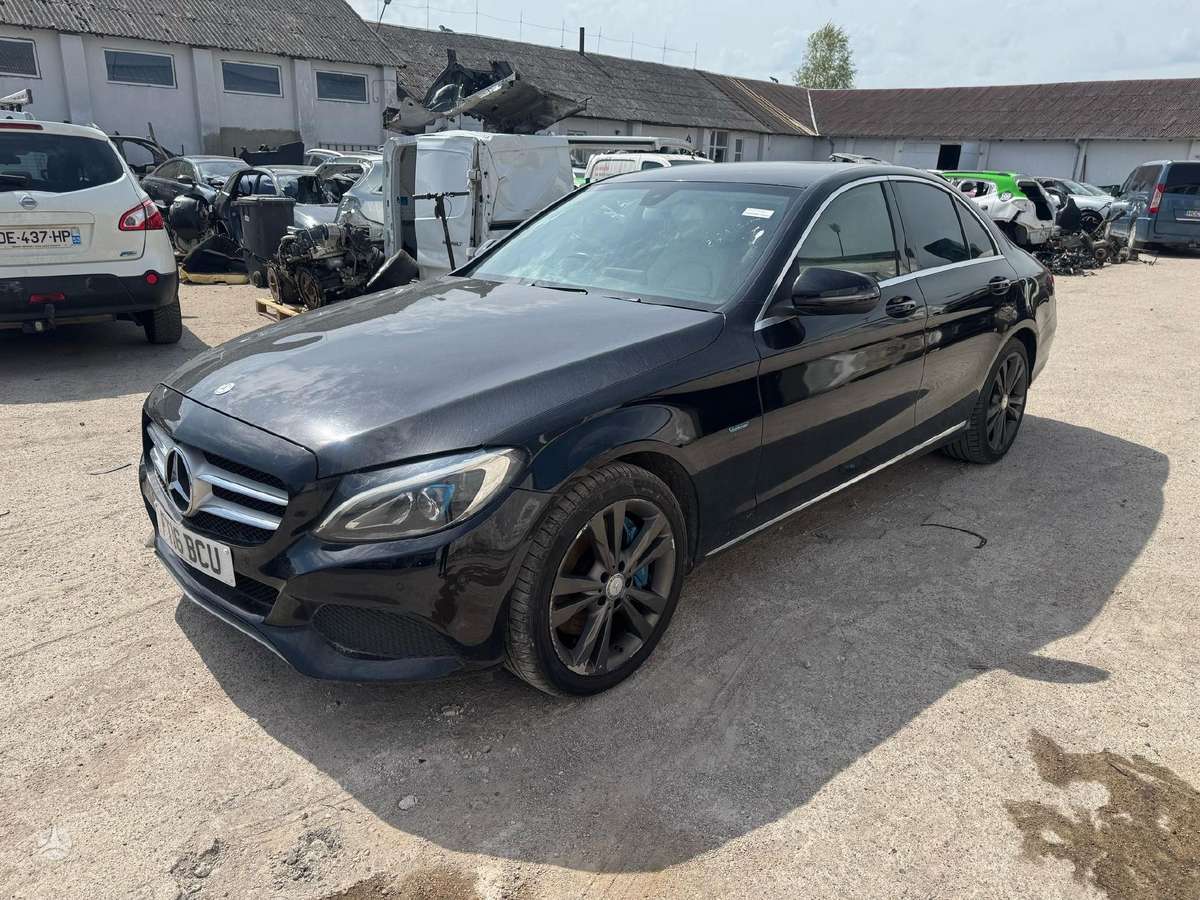 Mercedes-Benz C350