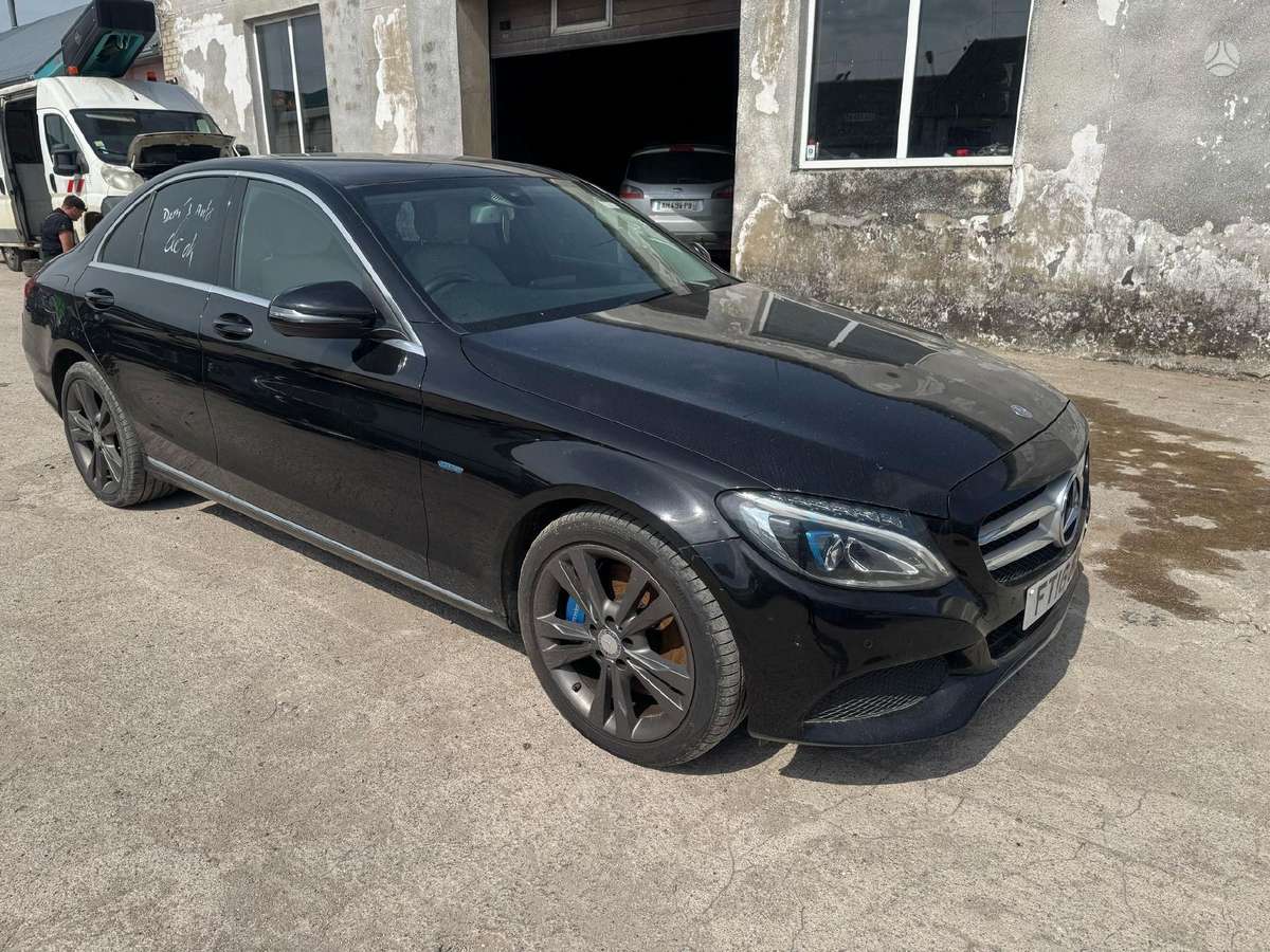 Mercedes-Benz C350