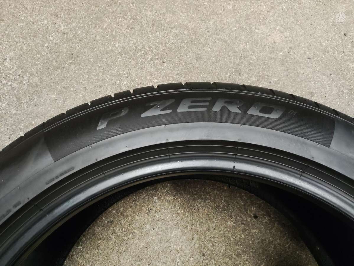 Pirelli PZero TM apie 8mm, летние 255/45 R19