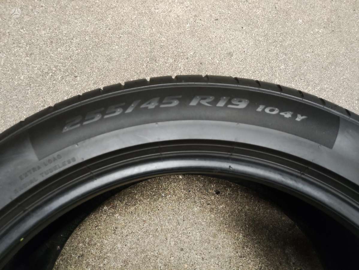 Pirelli PZero TM apie 8mm, летние 255/45 R19