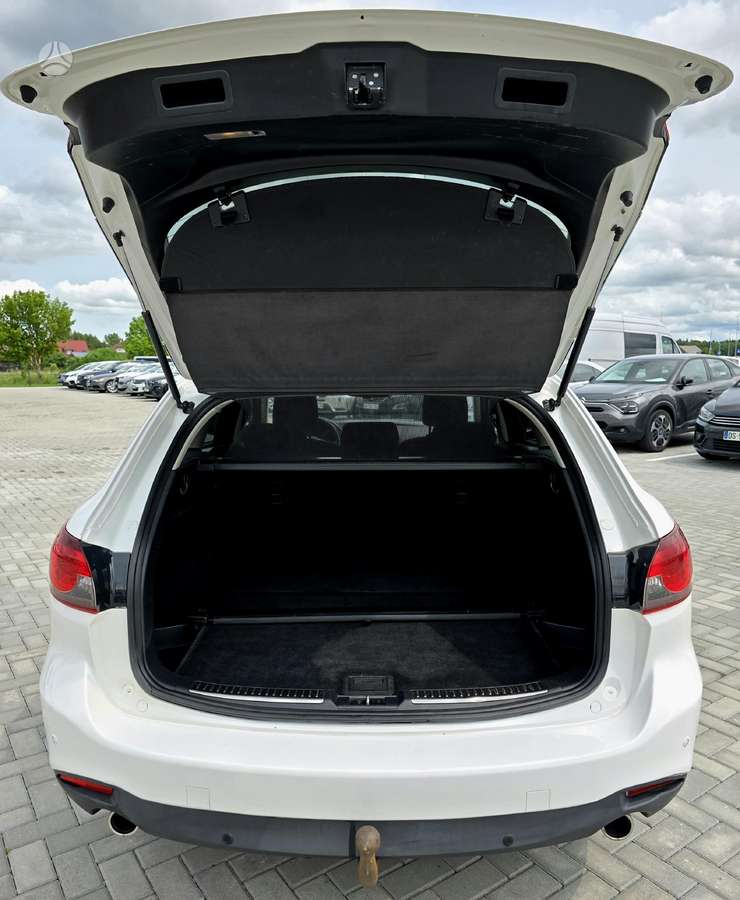 Mazda 6, 2.2 l., wagon