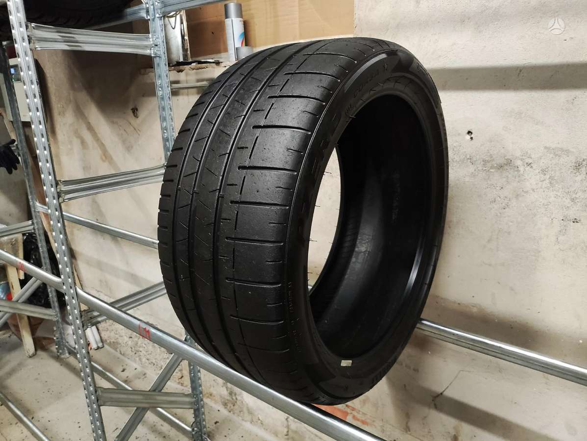 Pirelli PZero Corsa apie 6mm, summer 275/35 R19