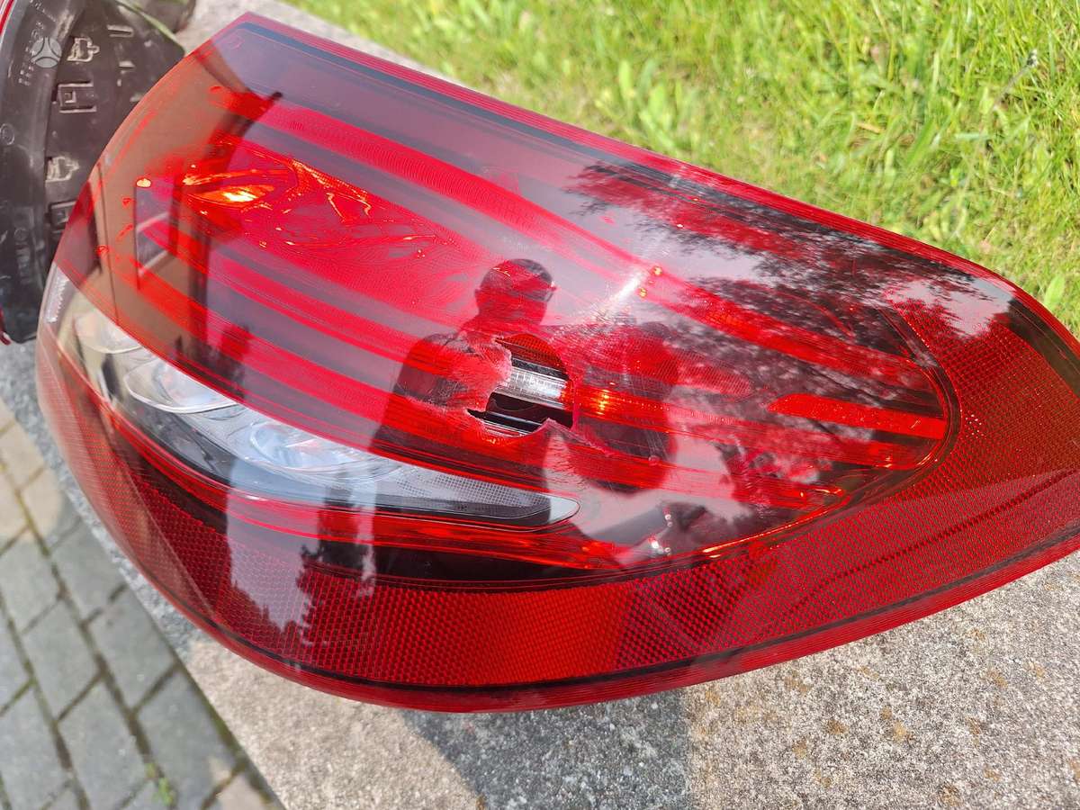 Mercedes-Benz C klasė lights