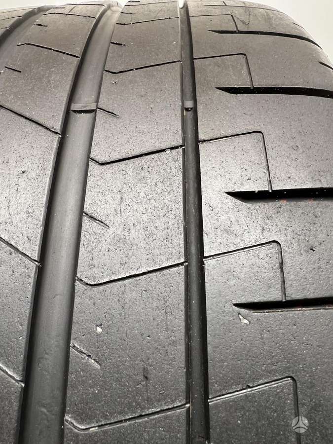 Pirelli P-Zero, летние 285/30 R21