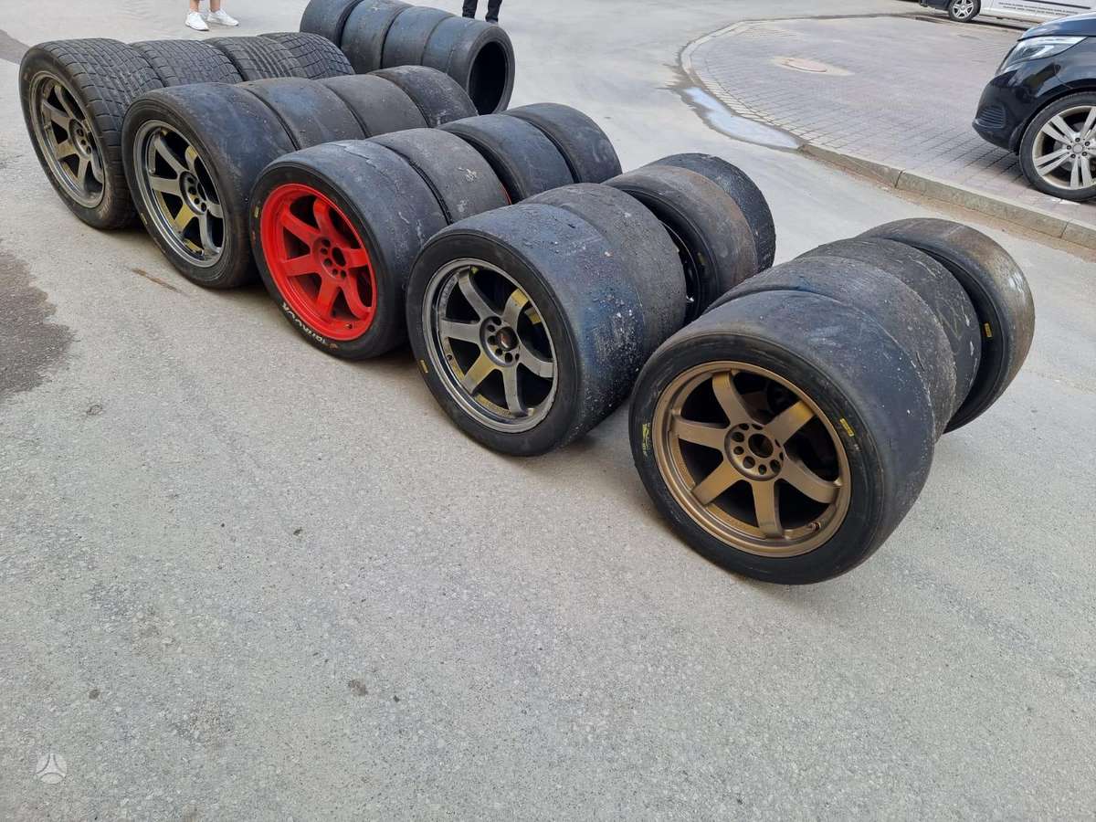 Japan Racing, lengvojo lydinio, R18