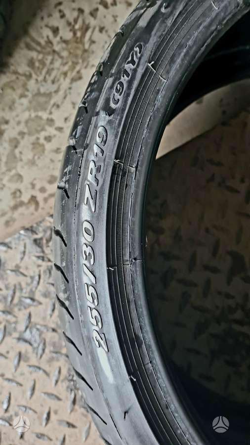 Pirelli, summer 225/35 R19