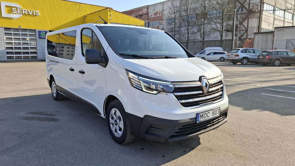 Renault Trafic, keleivinis mikroautobusas