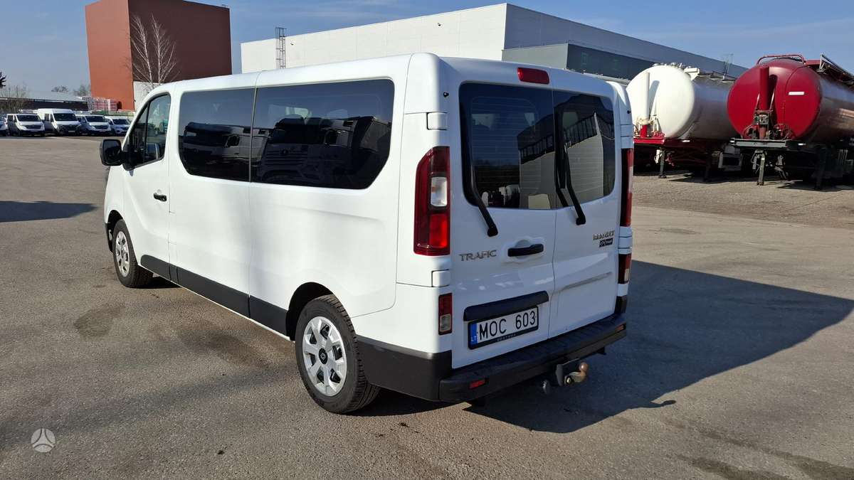Renault Trafic, keleivinis mikroautobusas