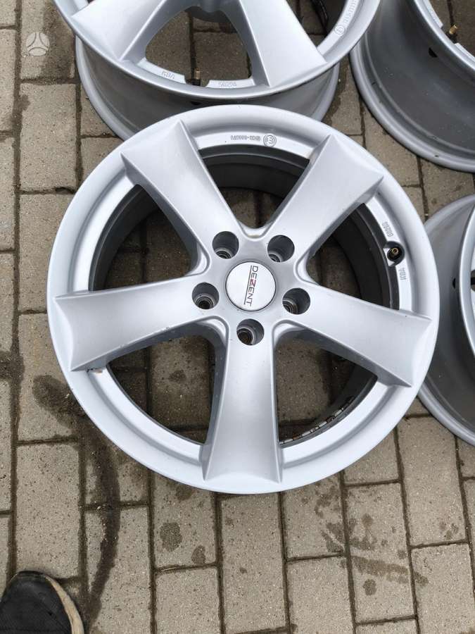 Dezent, light alloy, R17