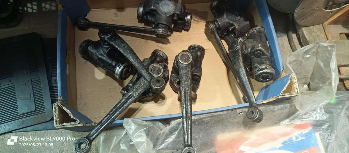UAZ 452 apdailos detalės