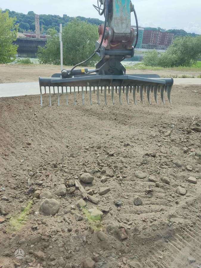 Metalana Grėblys, ковши