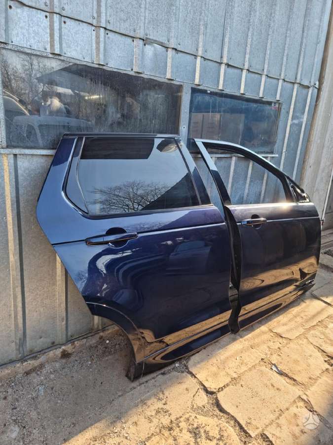 Land Rover Discovery body parts