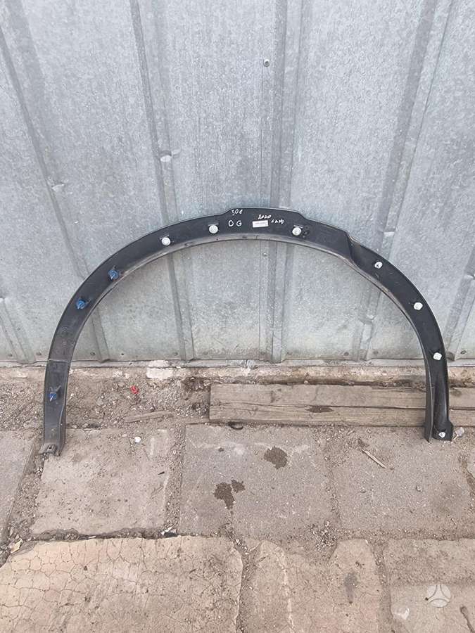 Land Rover Discovery body parts