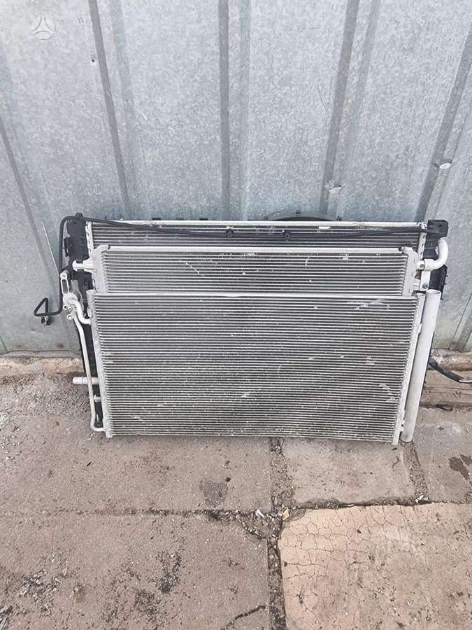 Land Rover Discovery body parts
