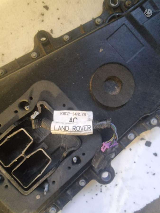Land Rover Discovery body parts