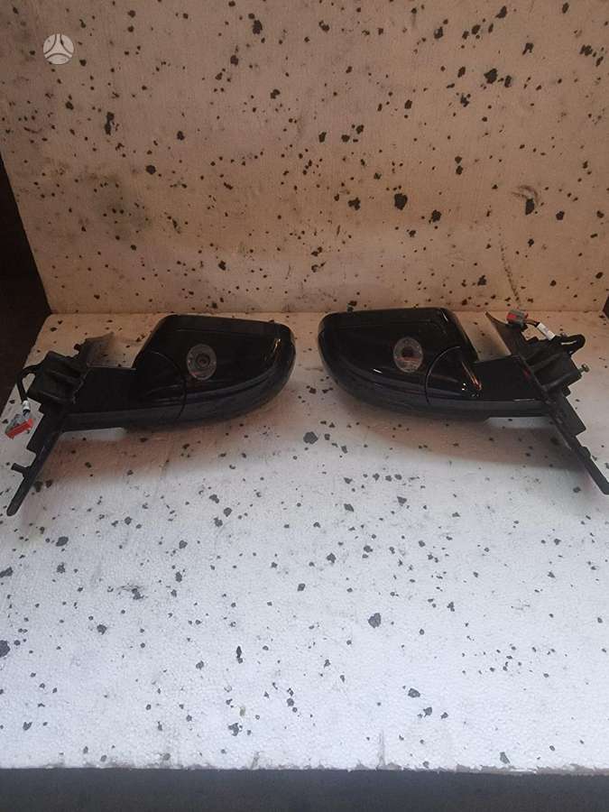 Land Rover Discovery body parts