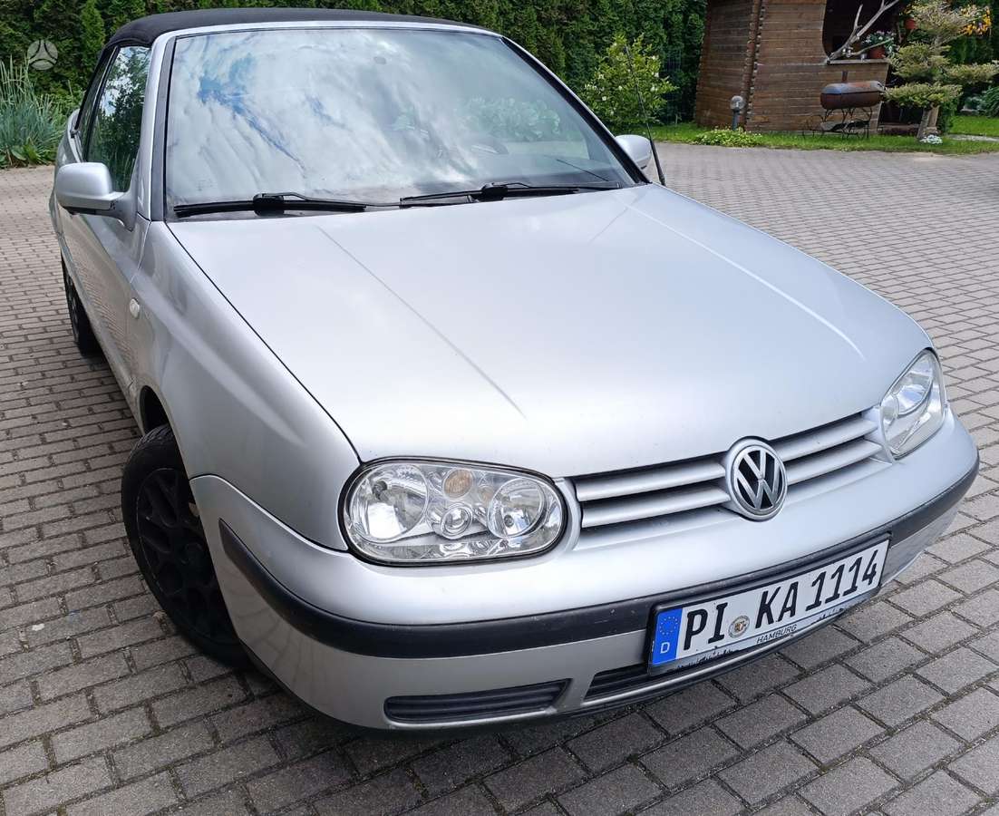 Volkswagen Golf - 4