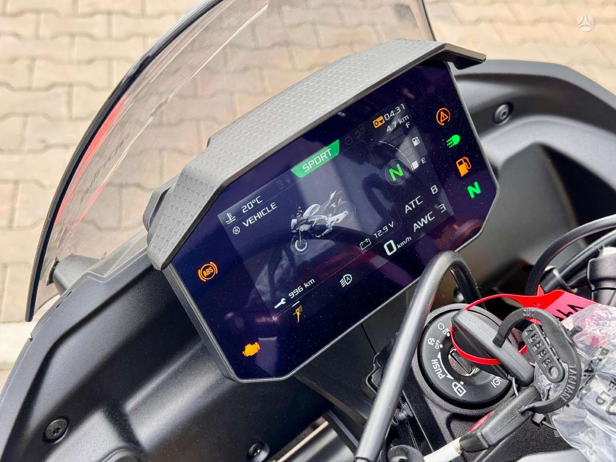Aprilia Tuono 1099cc, superbikes