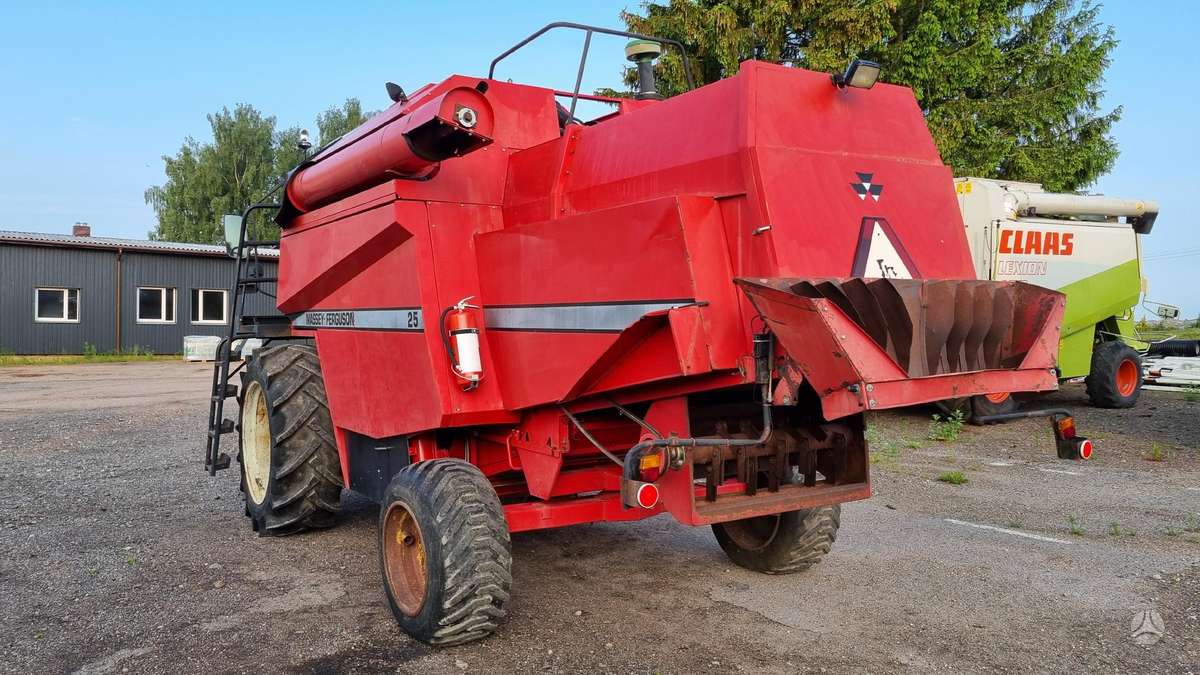Massey Ferguson 25 Hidrostatas, комбайны