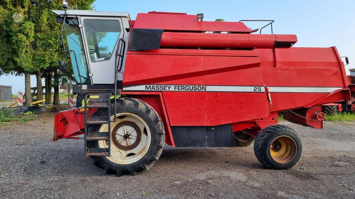 Massey Ferguson 25 Hidrostatas, комбайны