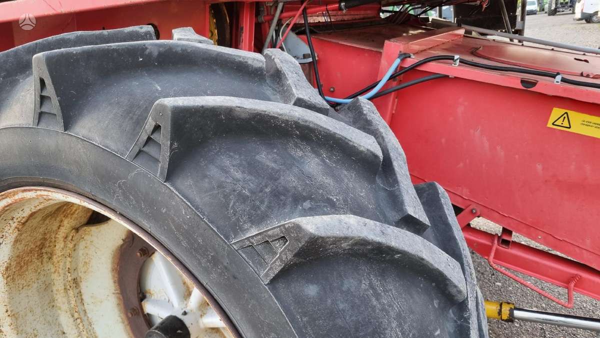 Massey Ferguson 25 Hidrostatas, комбайны