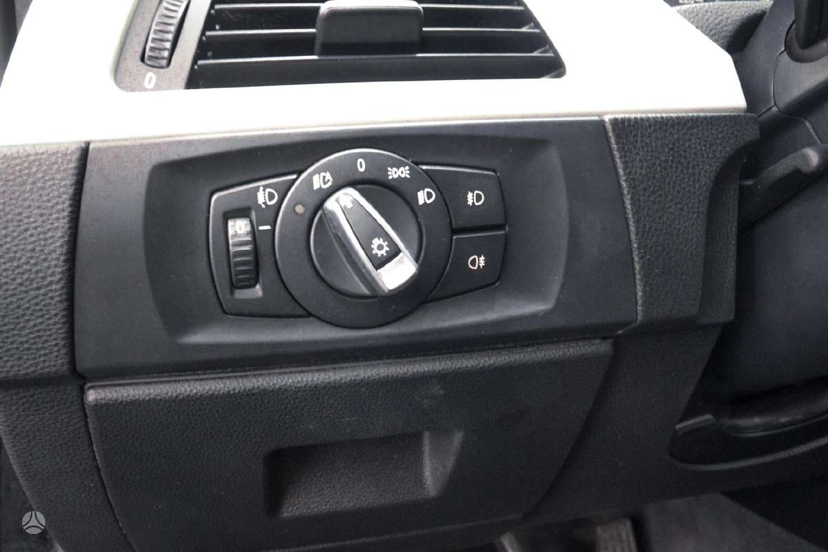 BMW 320, 2.0 l., Универсал