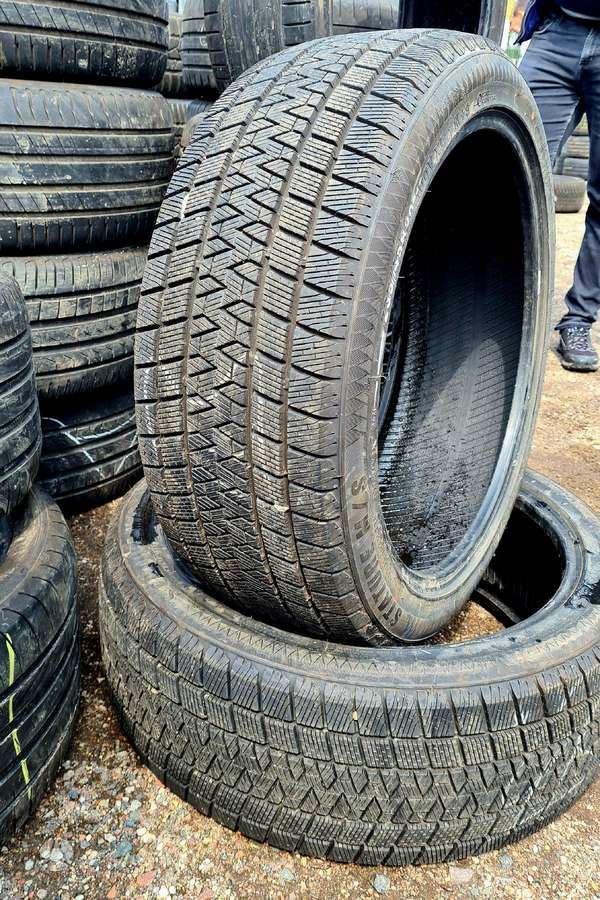 Gripmax, всесезонные 235/45 R20