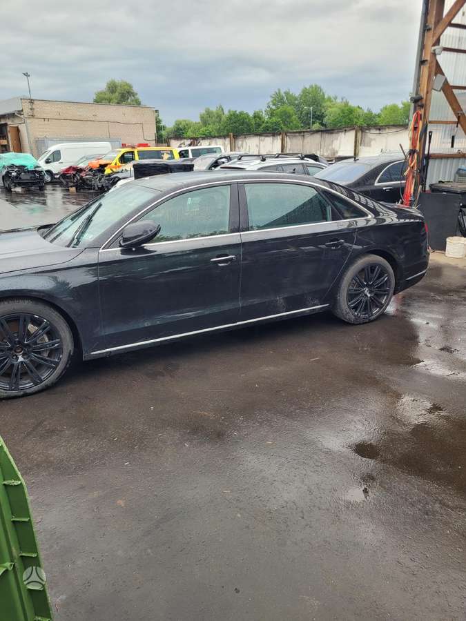 Audi A8 L