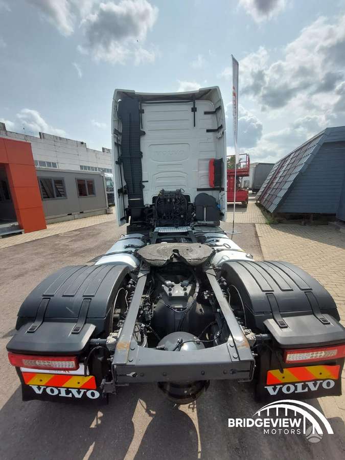 Volvo FH460, double sleeper