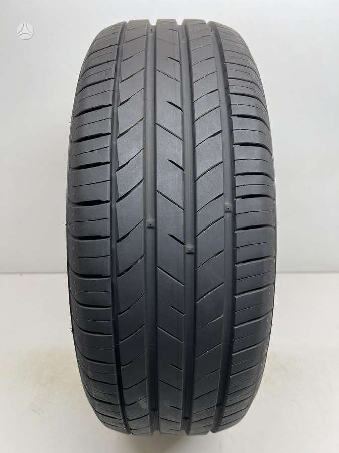 Kumho Ecsta HS52 2024m, летние 215/55 R17