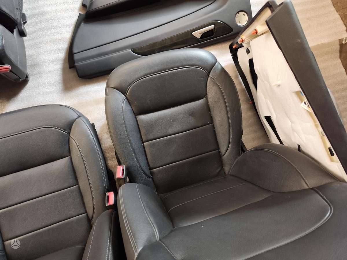 Mercedes-Benz GLS klasė Su tv