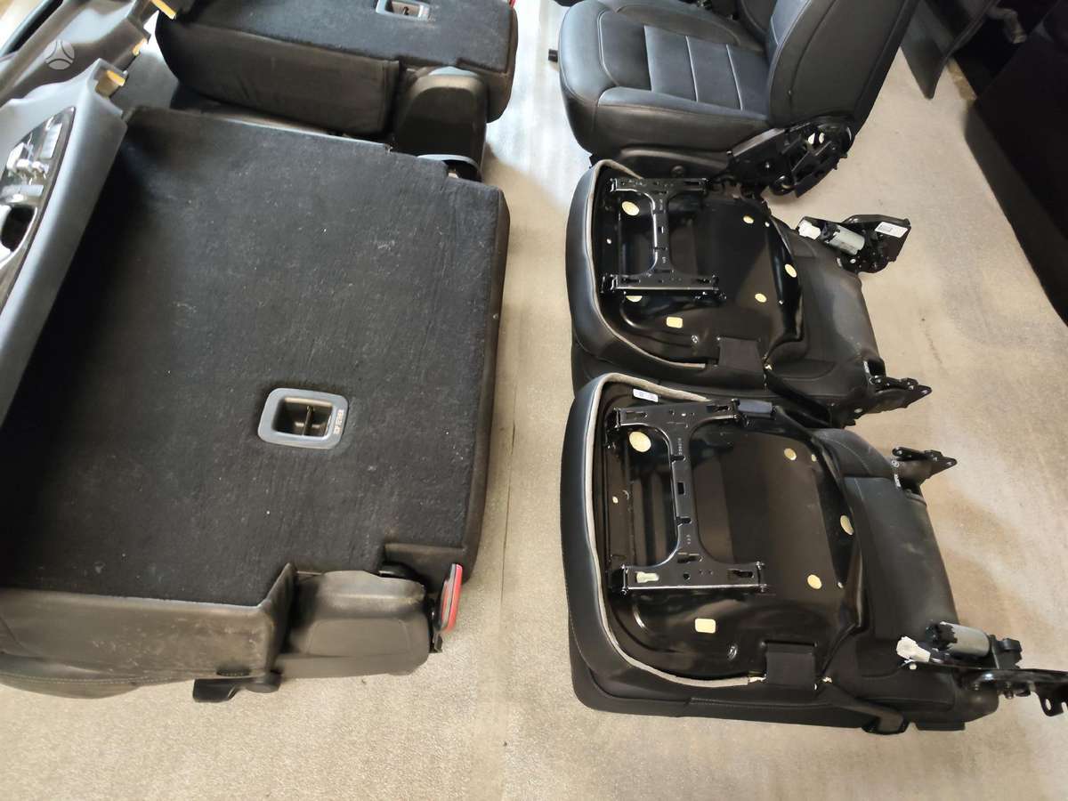 Mercedes-Benz GLS klasė Su tv