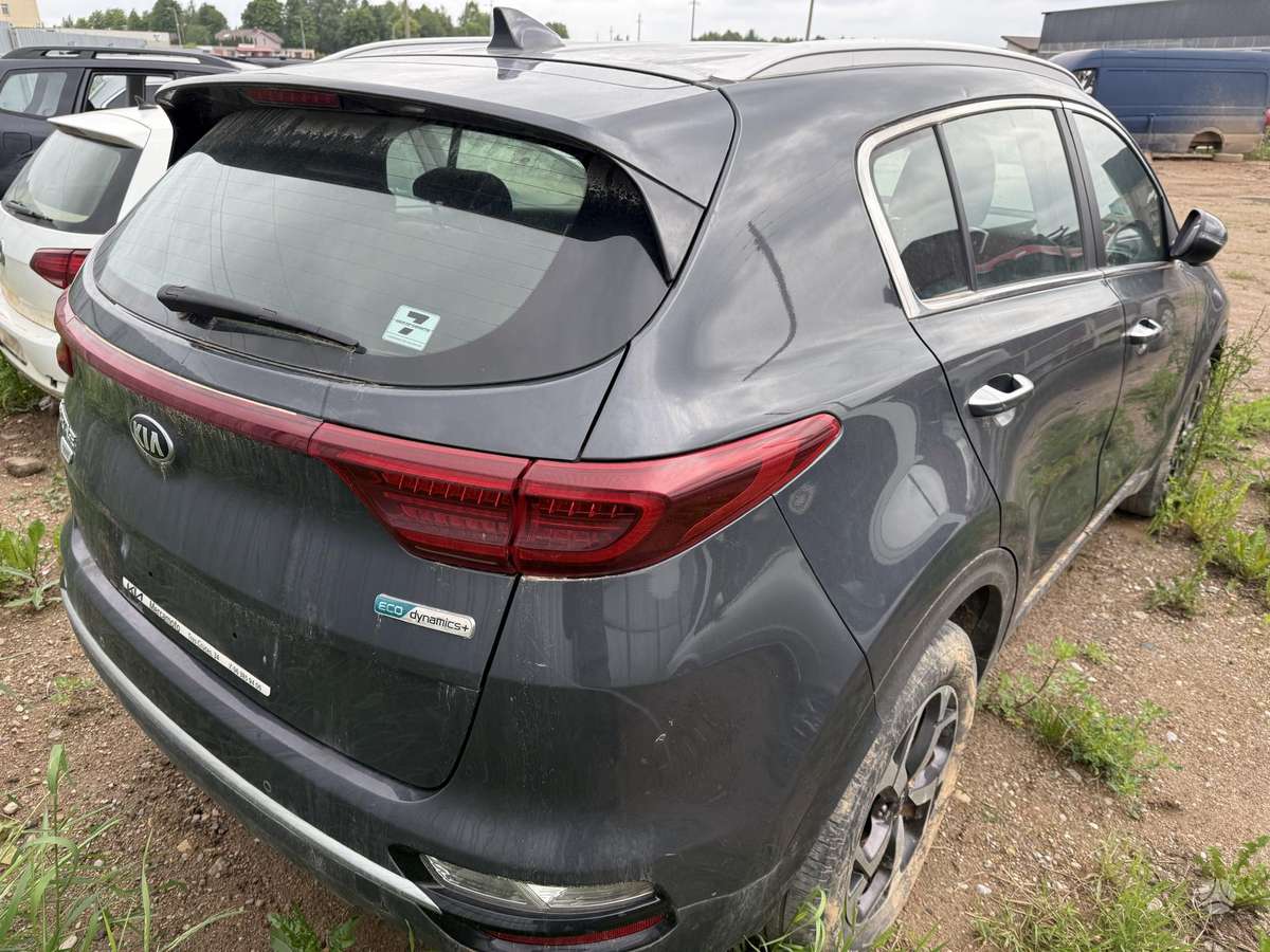 Kia Sportage for parts