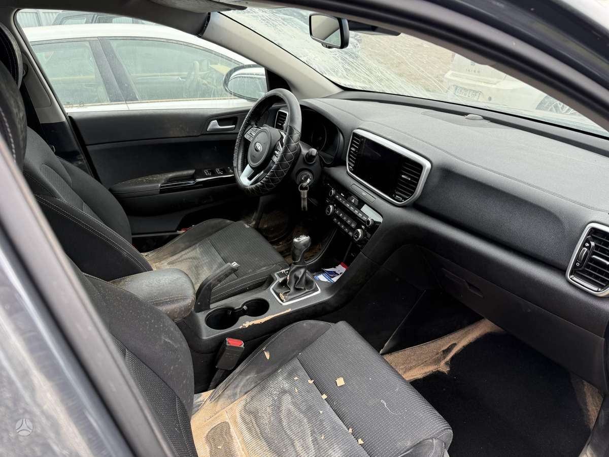 Kia Sportage for parts