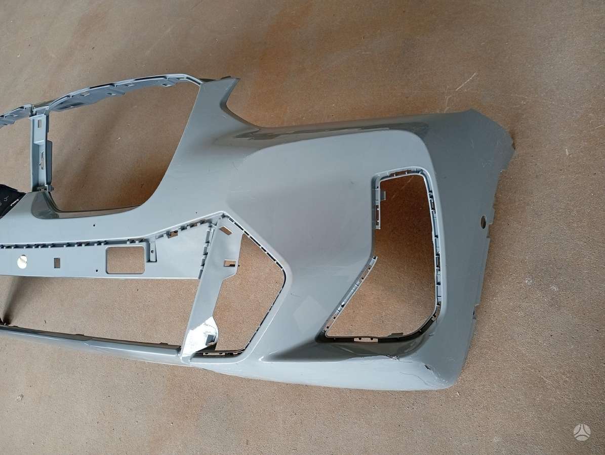 BMW X3 bamperi, gaismas