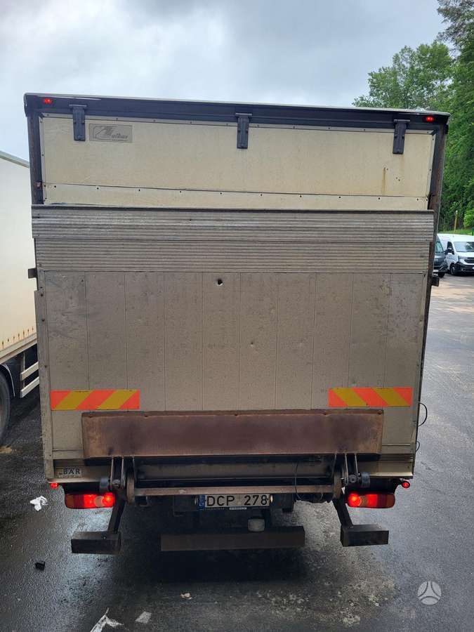 Volvo FL240, box trucks / box vans