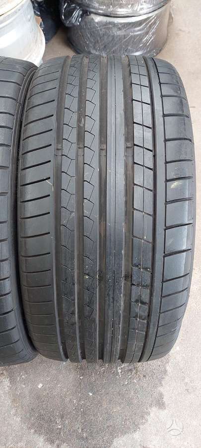 Dunlop, summer 265/30 R20