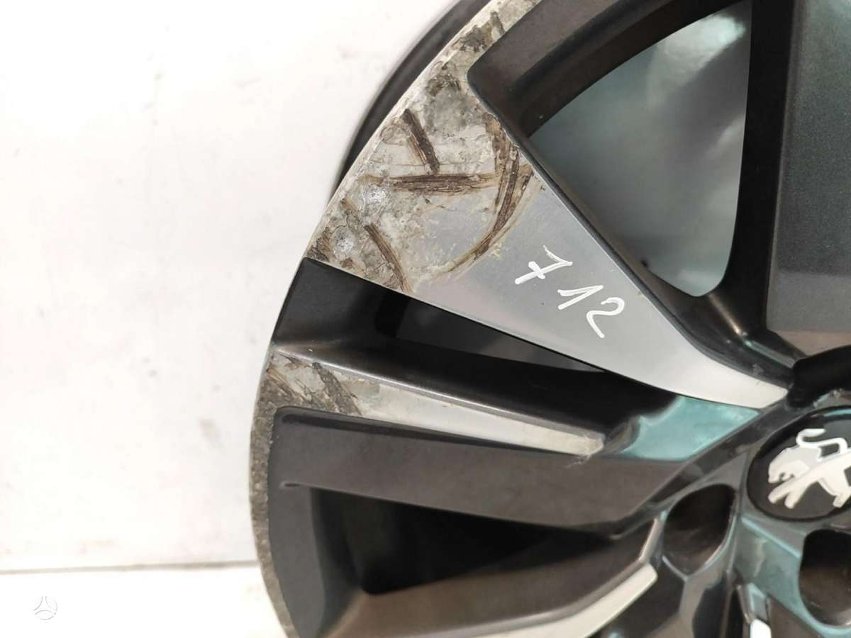 Peugeot 2008, light alloy, R16