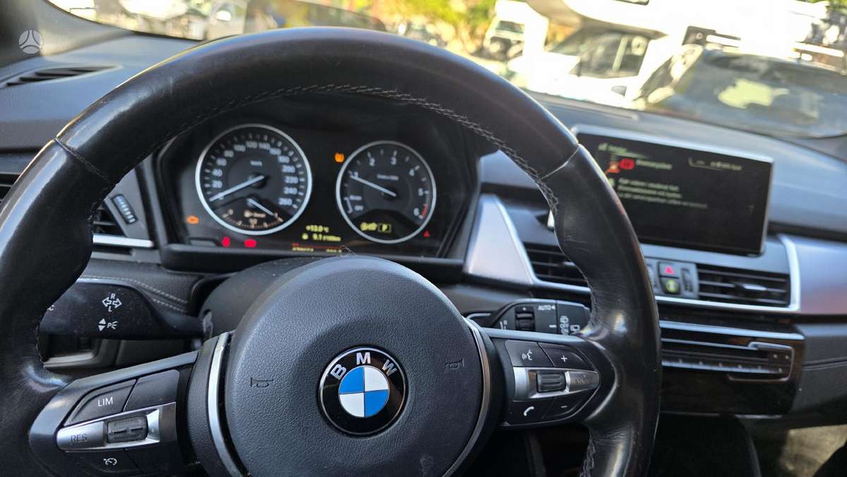 BMW 2 serija